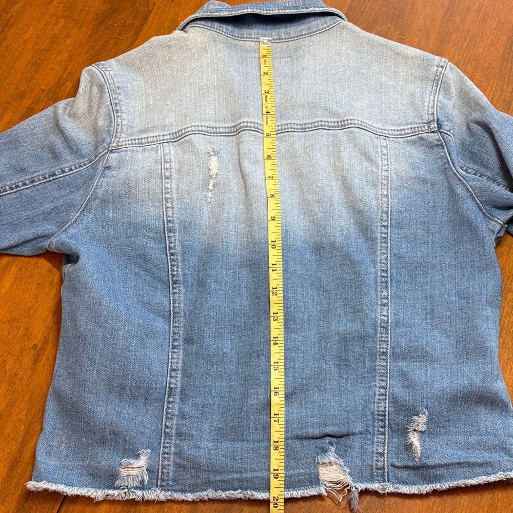 Engean Light Blue Distressed Denim Jacket, M - Picture 6 of 9